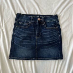 stretchy American Eagle jean skirt